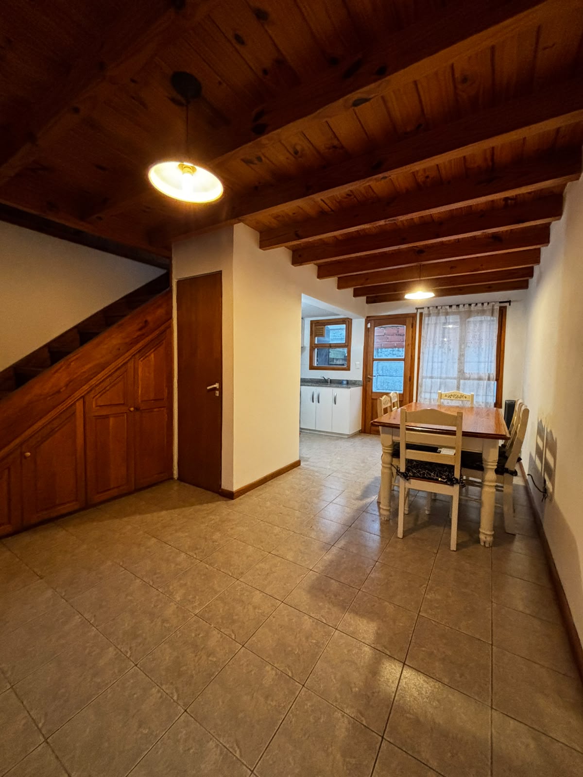 Cabaña de 2 habitaciones con patio en calle Fosbery - 3
