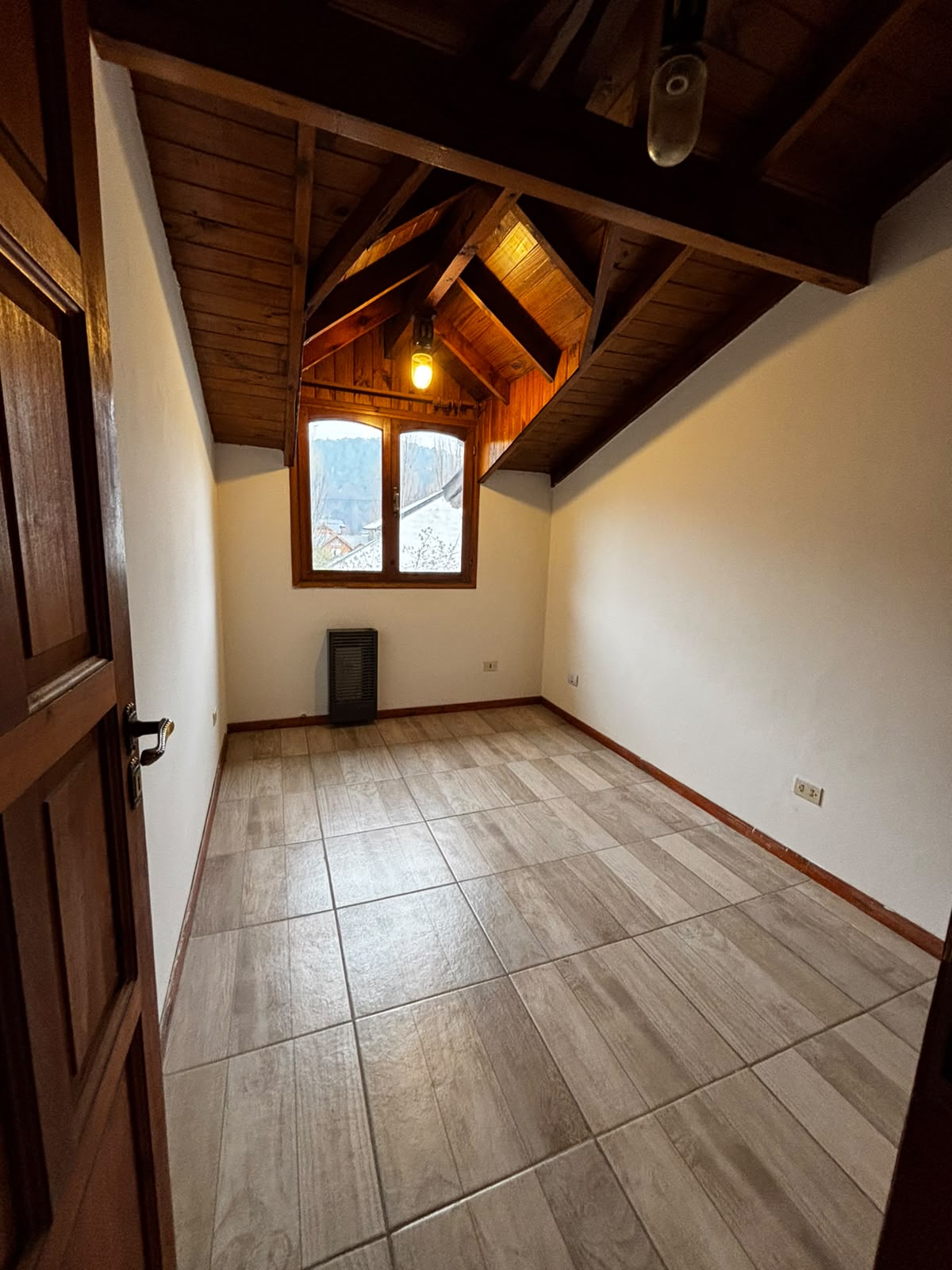 Cabaña de 2 dormitorios en complejo sobre calle Villegas – Alquiler permanente - 4